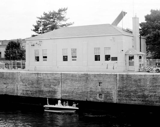 Historic Photo : Upper Mississippi River 9-Foot Channel, Lock & Dam No. 10, Guttenberg, Clayton County, IA 50 Photograph