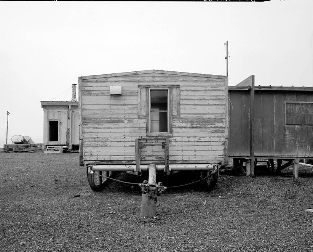 Historic Photo : POW-3 Distant Early Warning Line Station, Bullen Point, Prudhoe Bay, North Slope Borough, AK 42 Photograph