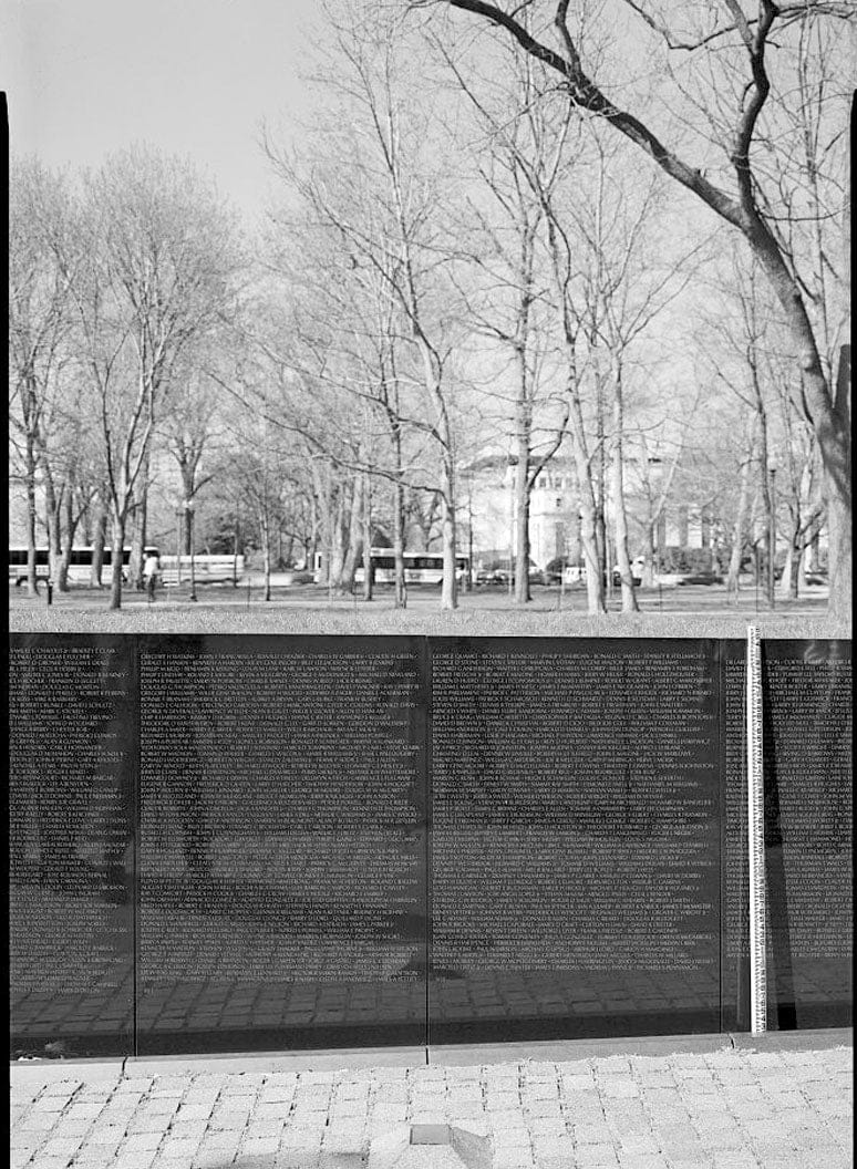 Historic Photo : Vietnam Veterans Memorial, West Potomac Park, Washington, District of Columbia, DC 79 Photograph