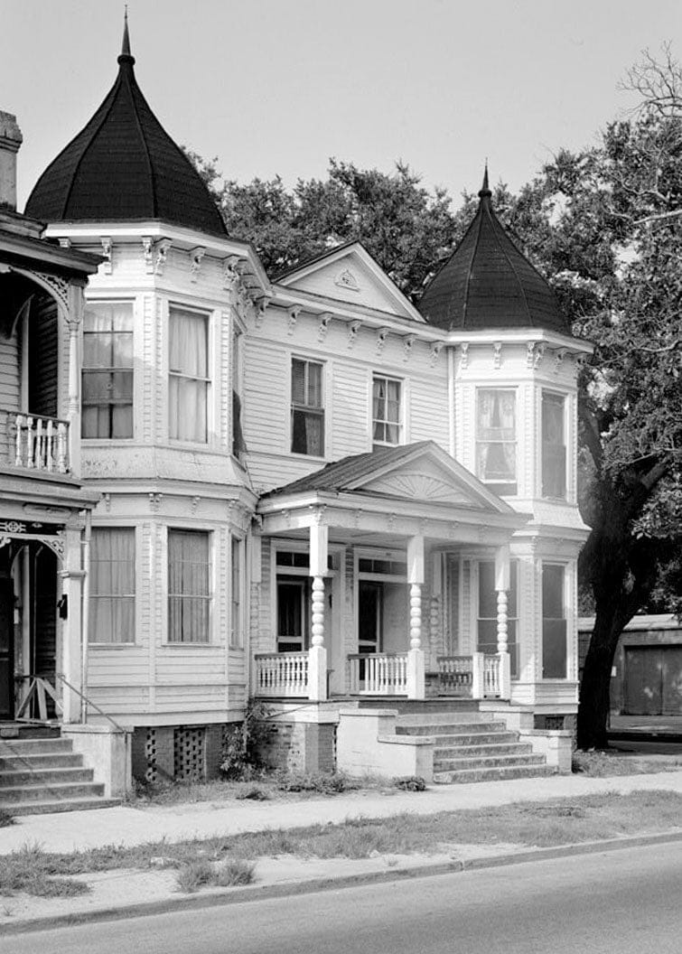 Historic Photo : Savannah Victorian Historic District, 301-303 East Henry Street (House), Savannah, Chatham County, GA 3 Photograph