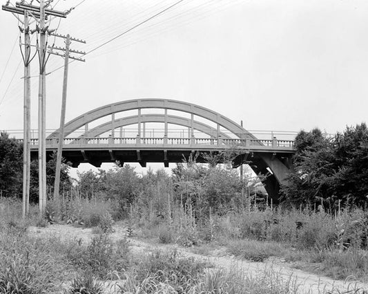 Historic Photo : Marsh Rainbow Arch Bridge, West Eighth Street North, Newton, Jasper County, IA 24 Photograph