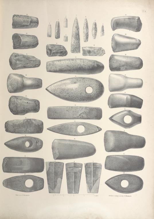 Art Print : Kamennyia orudiia iz Arkhangel'skoi gubernii, grobovye plity, molotok - Vintage Wall Art