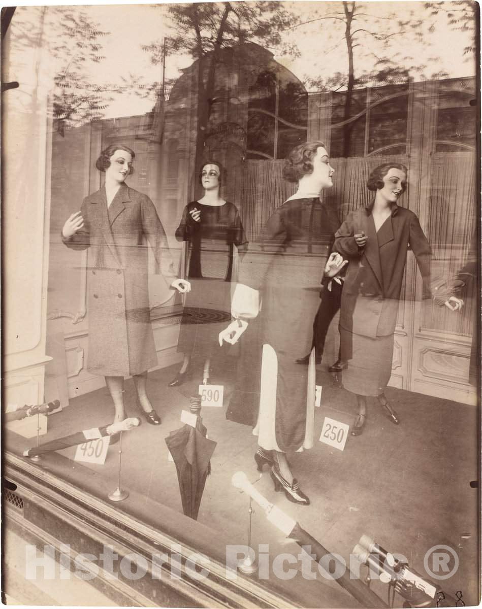 Art Print : EugÃ¨ne Atget, Magasin, Avenue des Gobelins, 1925 - Vintage Wall Art