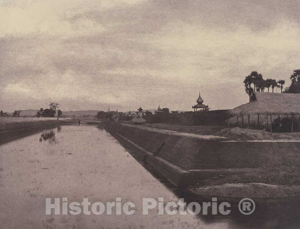 Art Print : Linnaeus Tripe, Amerapoora: South Ditch of The City Wall, 1855 - Vintage Wall Art