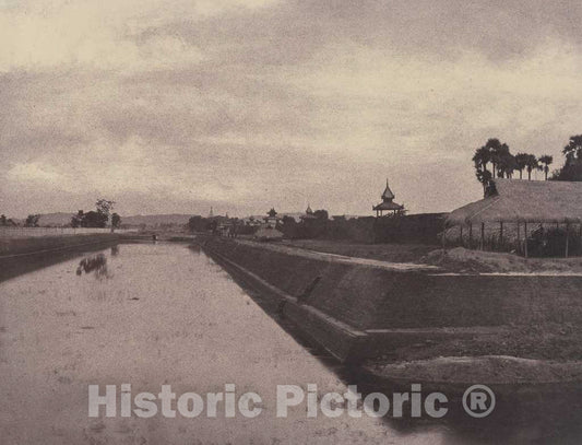 Art Print : Linnaeus Tripe, Amerapoora: South Ditch of The City Wall, 1855 - Vintage Wall Art