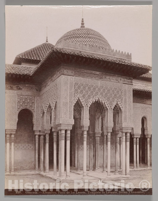 Photo Print : Señan y Gonzalez - Courtyard of The Lions, Alhambra, Granada : Vintage Wall Art