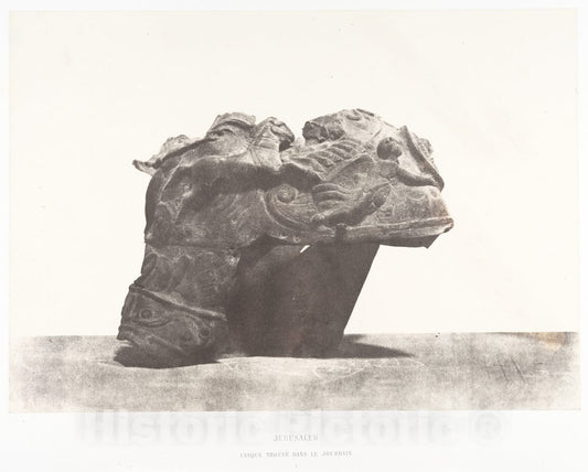 Photo Print : Auguste Salzmann - Jérusalem, Casque trouvé Dans le Jourdain, 1 : Vintage Wall Art