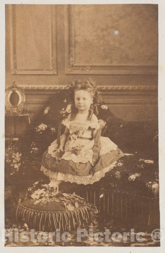 Photo Print : Pierre-Louis Pierson - Le Fauteuil 1 : Vintage Wall Art