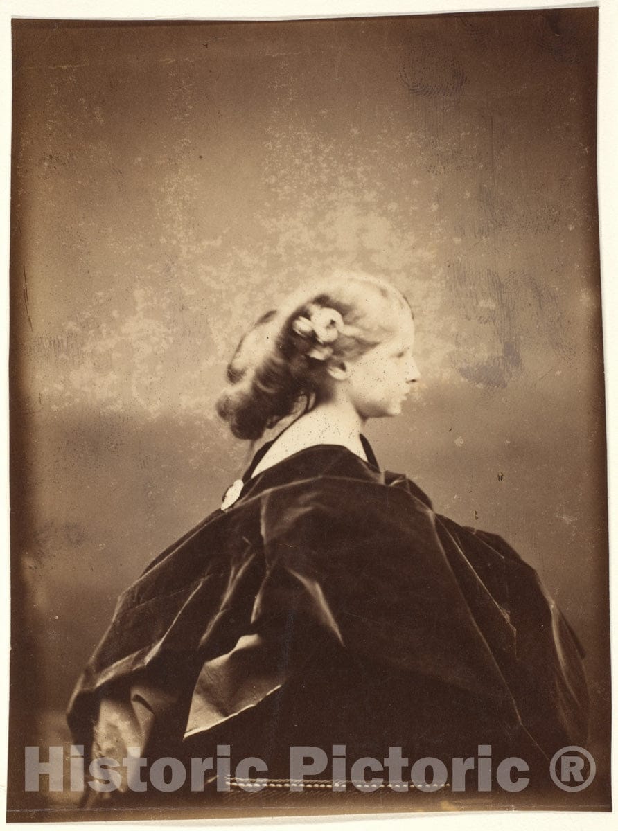 Photo Print : Pierre-Louis Pierson - La fillette : Vintage Wall Art
