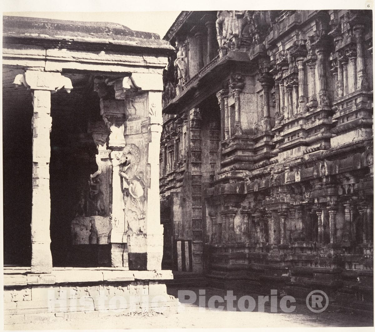 Photo Print : Linnaeus Tripe - The Inner Facade of The Gateway of The East Gopuram : Vintage Wall Art