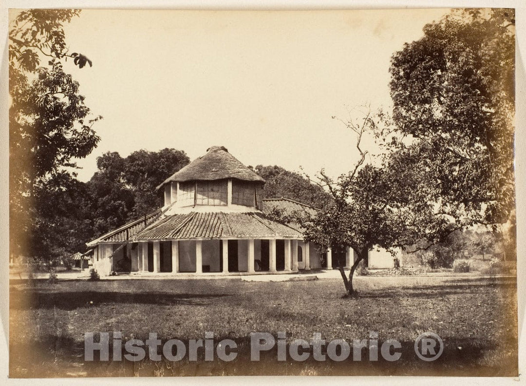 Photo Print : Bungalow in Umballa 1 : Vintage Wall Art