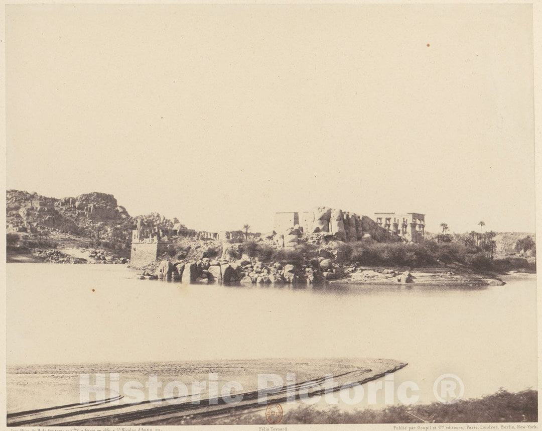 Photo Print : Félix Teynard - ILE de Fîleh (Philæ), Vue Générale Prise du Sud-Est au Point B : Vintage Wall Art