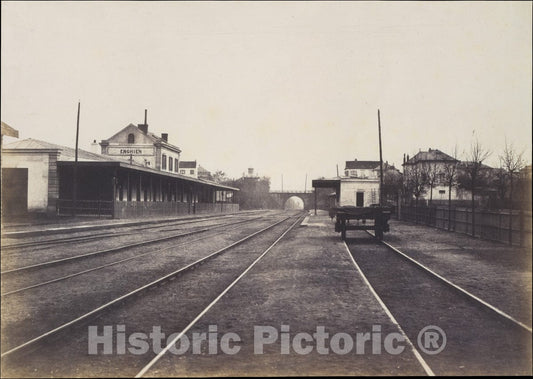 Photo Print : Édouard Baldus - Gare d'Enghien : Vintage Wall Art