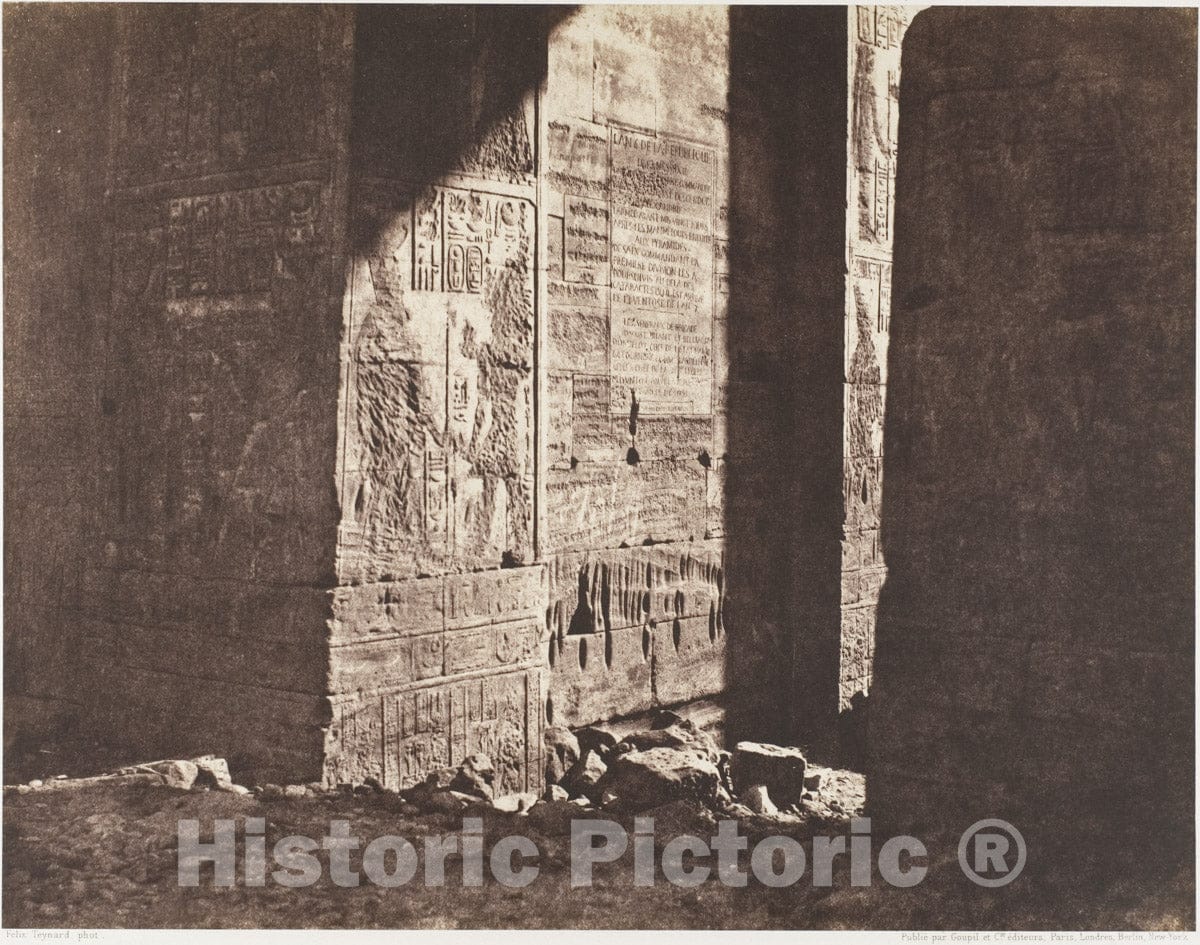 Photo Print : Félix Teynard - ILE de Fîleh (Philæ), Premier Pylône, Inscription Française Gravée Sur L'Ébrasement Oriental, En M : Vintage Wall Art