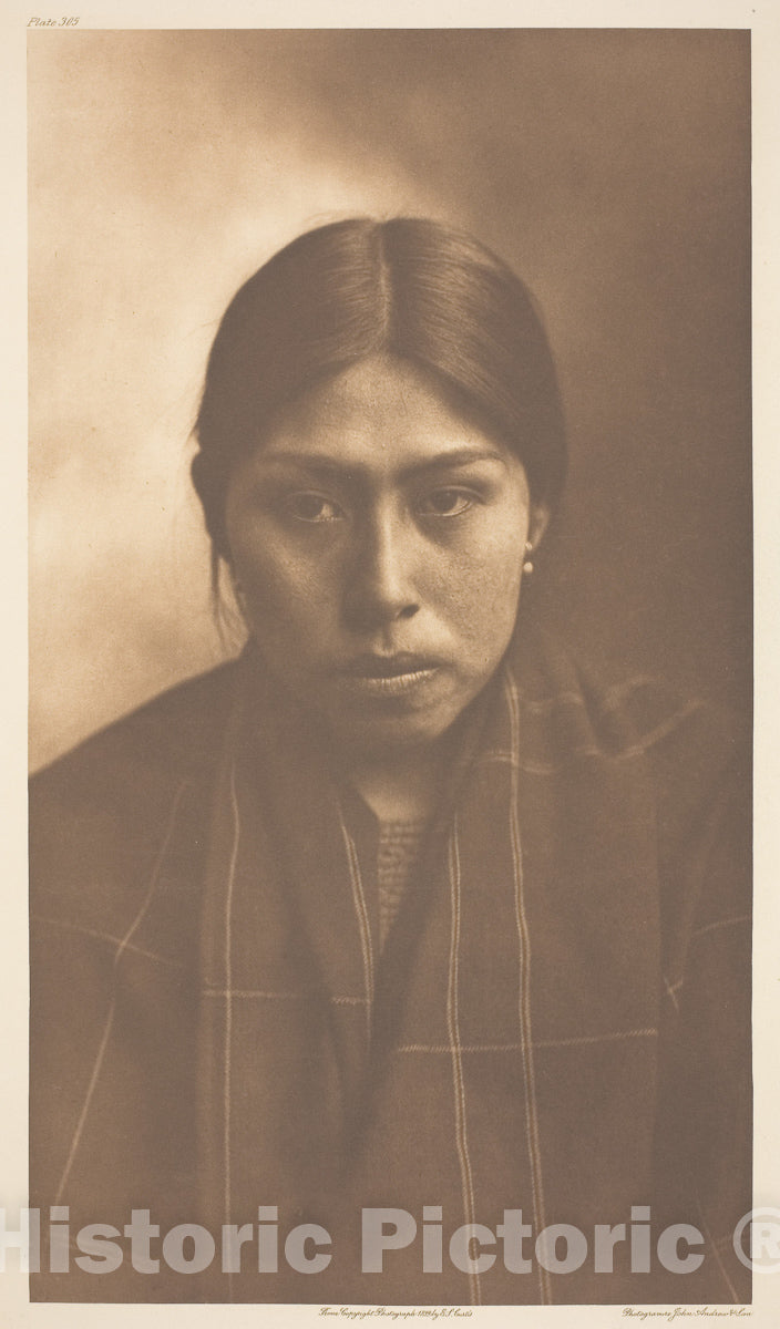 Art Photo : Suquamish Woman, Edward S. Curtis, c 1921, Vintage Wall Decor :