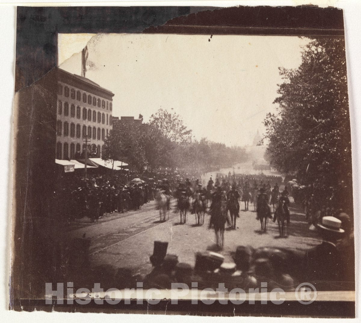 Photo Print : Alexander Gardner - Grand Army Review, Pennsylvania Avenue, Washington 2 : Vintage Wall Art