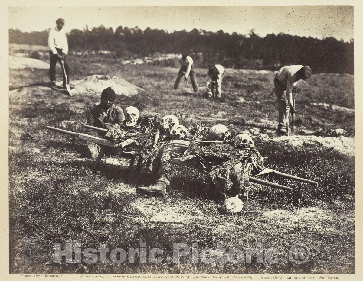 Art Photo : A Burial Party, Cold Harbor, Virginia, John Reekie, c 1864, Vintage Wall Decor :