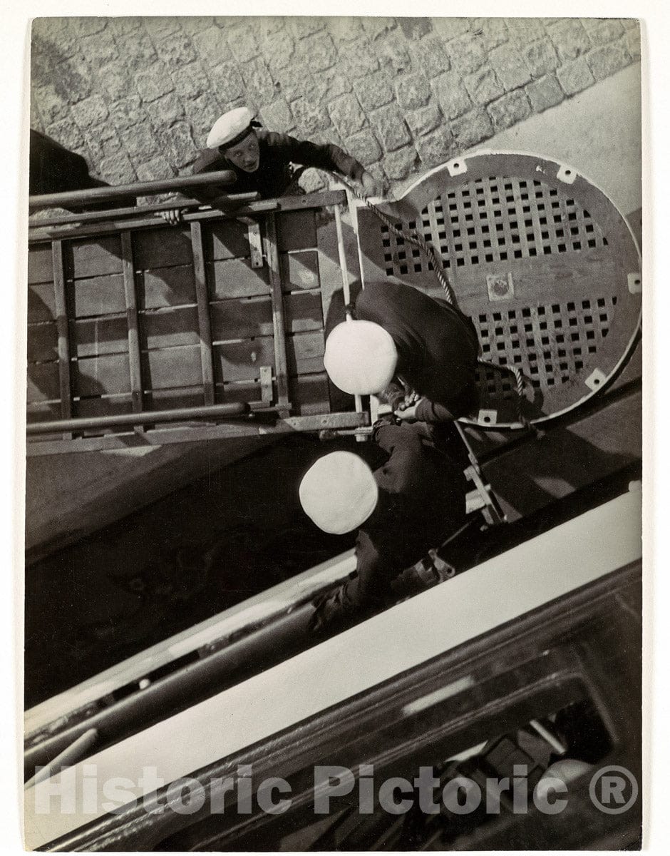 Photo Print : László Moholy-Nagy - Scandinavia : Vintage Wall Art