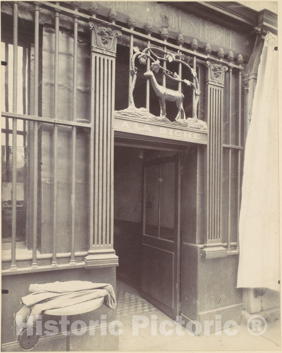 Photo Print : Eugène Atget - A la Biche, rue Geoffrey Hilaire : Vintage Wall Art