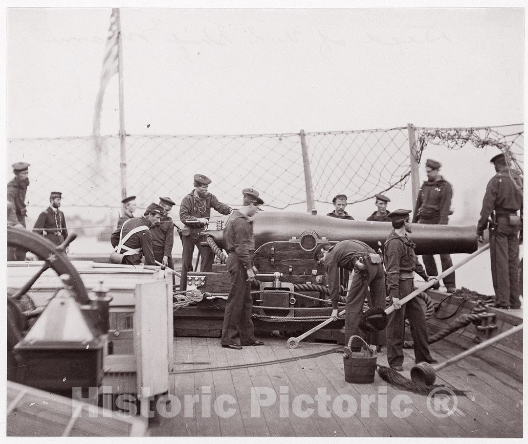 Photo Print : Formerly Mathew B. Brady - Mendota, 100 lb. Parrott Gun : Vintage Wall Art