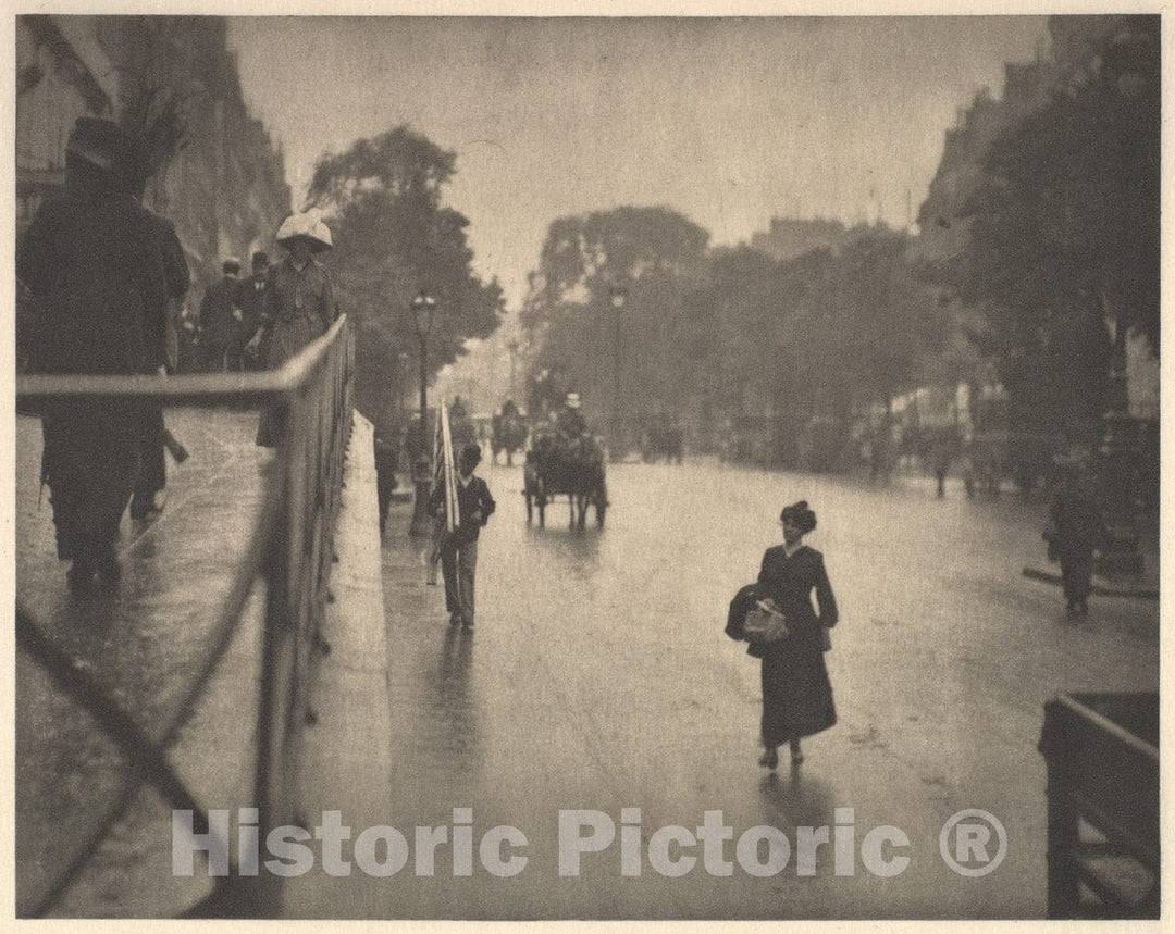 Art Print : Alfred Stieglitz - A Snapshot, Paris : Vintage Wall Art