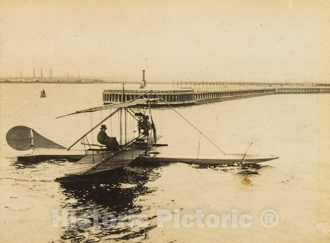 Photo Print :  Ellehammer - Flyvebaad, 1909-1910.  v.2 : Vintage Wall Art