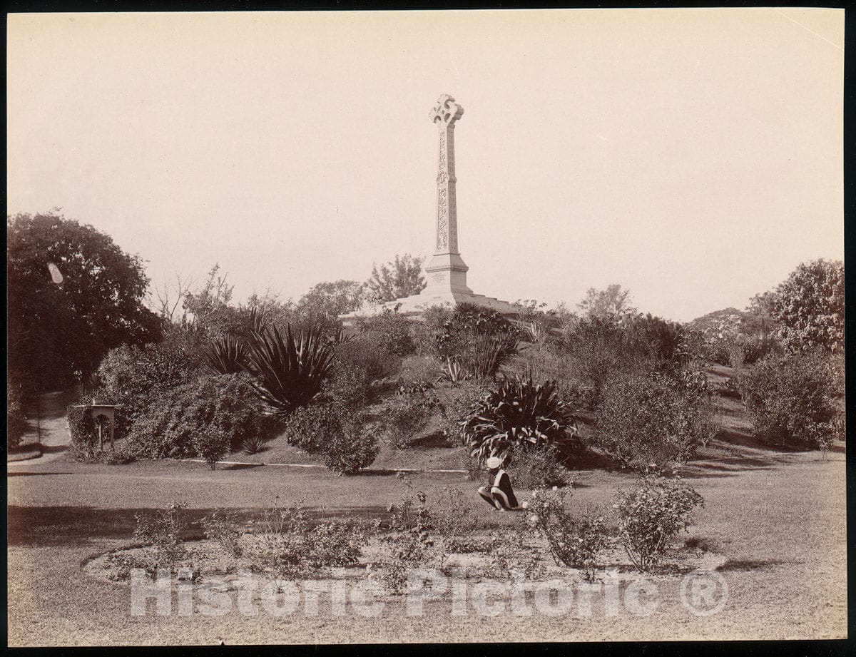 Photo Print : Colonel Lawrence Monument, Lucknow, India : Vintage Wall Art