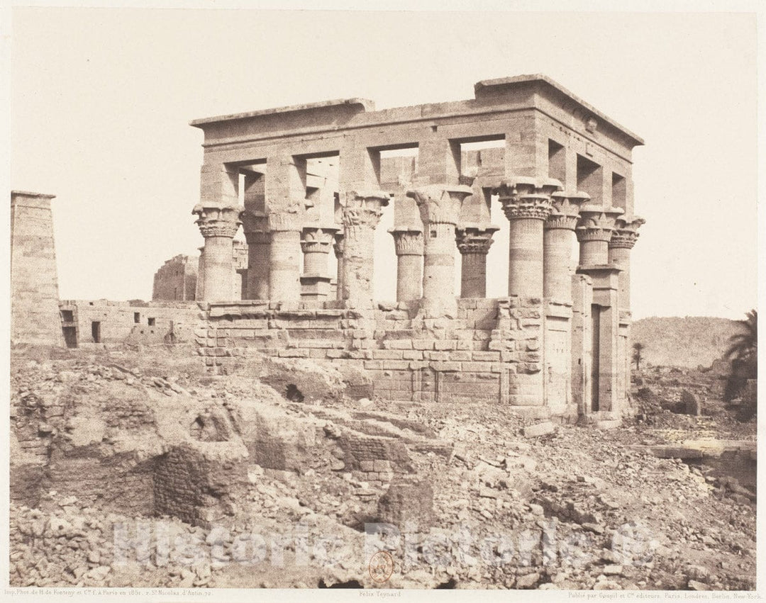Photo Print : Félix Teynard - ILE de Fîleh (Philæ), Édifice de l'Est - Face Latérale Vue du Point D : Vintage Wall Art
