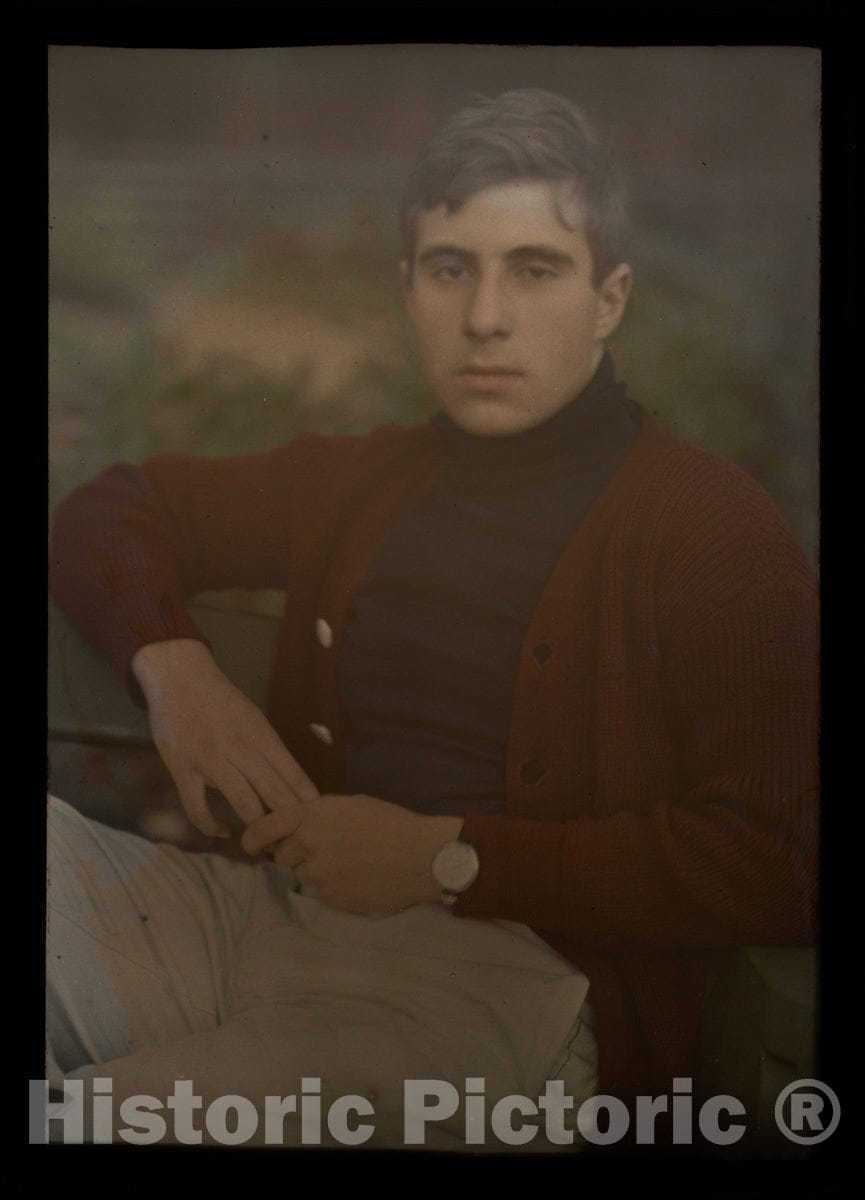 Art Print : Alfred Stieglitz - Man in Red Sweater : Vintage Wall Art