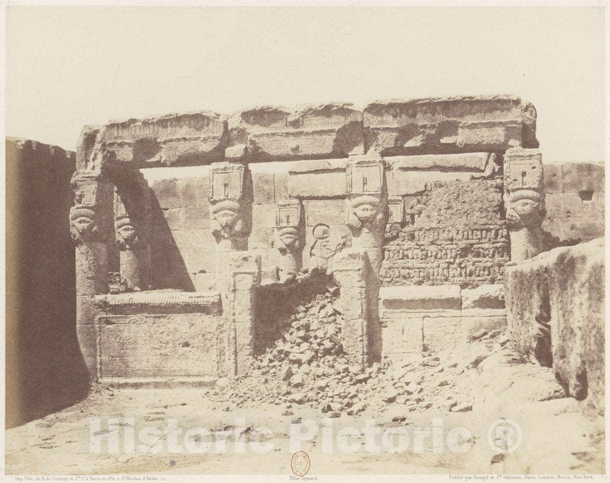 Photo Print : Félix Teynard - Dendérah (Tentyris), Temple d'Athôr - Sanctuaire Placé a l'Angle Sud-Ouest de la Plateforme Inférieure : Vintage Wall Art