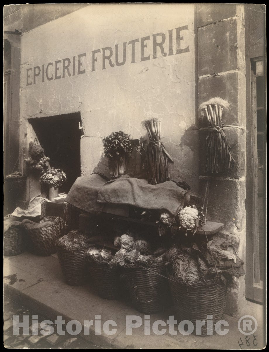 Photo Print : Eugène Atget - 15, rue Maître-Albert : Vintage Wall Art