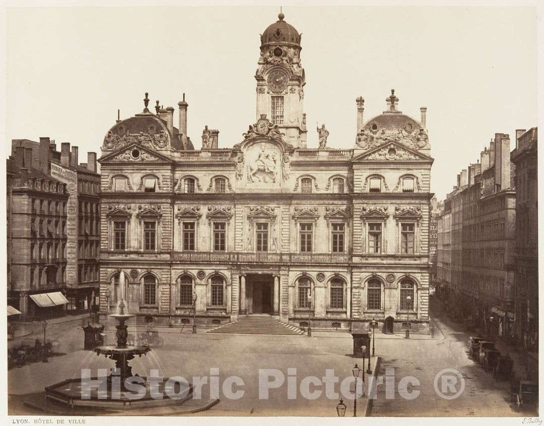 Photo Print : Édouard Baldus - Lyon, Hôtel de Ville : Vintage Wall Art