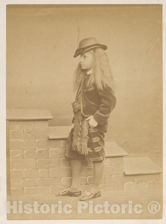 Photo Print : Pierre-Louis Pierson - Le montagnard 4 : Vintage Wall Art