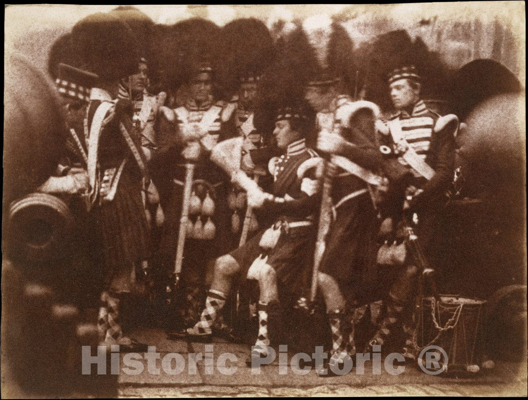 Photo Print : Hill and Adamson - Officer of The 92nd Gordon Highlanders Reading to The Troops, Edinburgh Castle : Vintage Wall Art