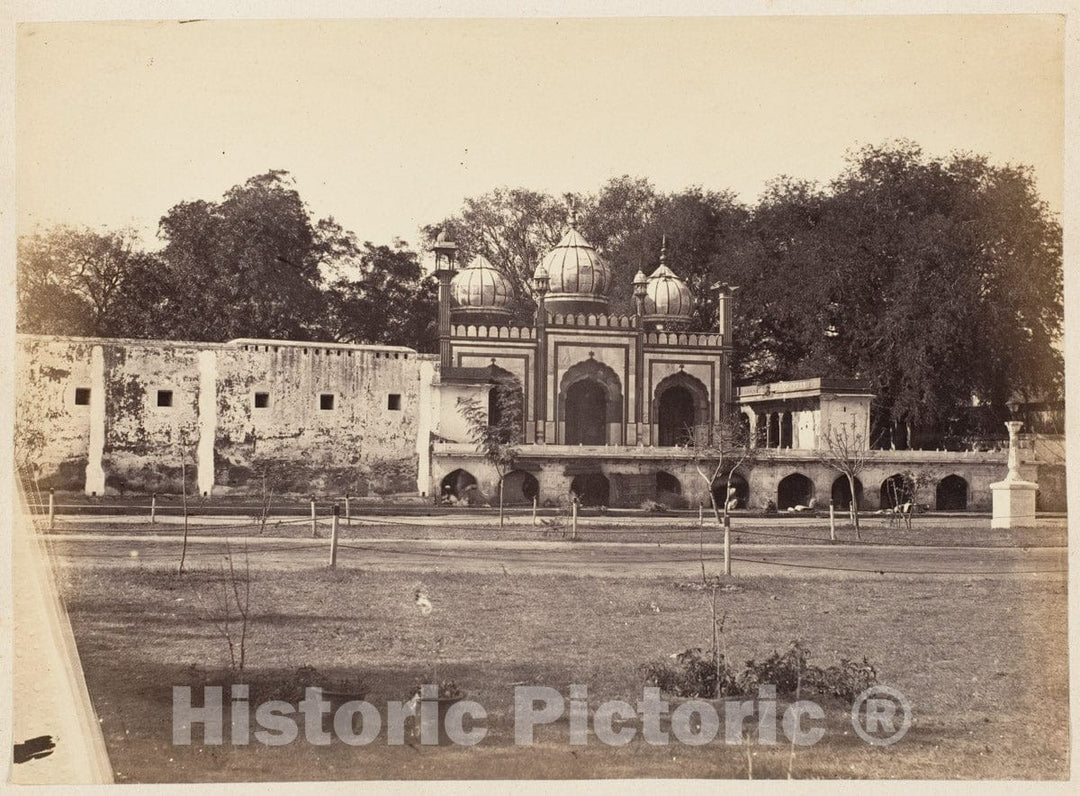 Photo Print : Islamic Monument : Vintage Wall Art