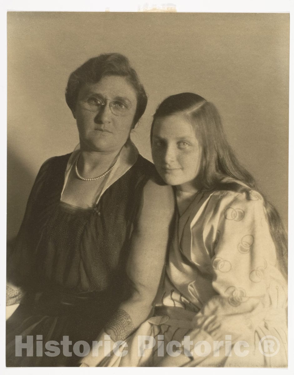 Photo Print : Morton Schamberg - Jeanne and Regena : Vintage Wall Art