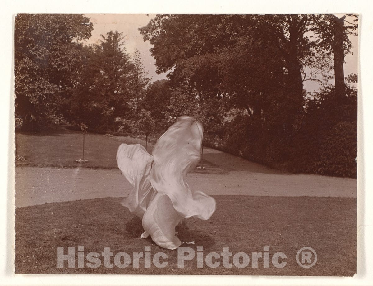 Photo Print : Samuel Joshua Beckett - Loie Fuller Dancing 3 v.1 : Vintage Wall Art
