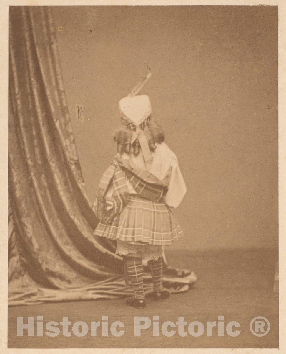 Photo Print : Pierre-Louis Pierson - Le dos 2 : Vintage Wall Art