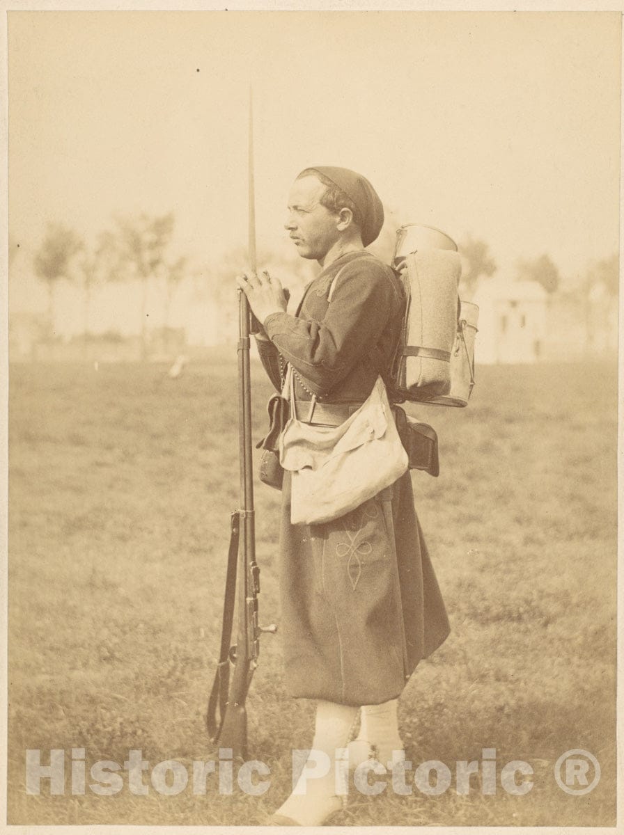 Photo Print : Soldier Posed with Rifle and Bayonette : Vintage Wall Art