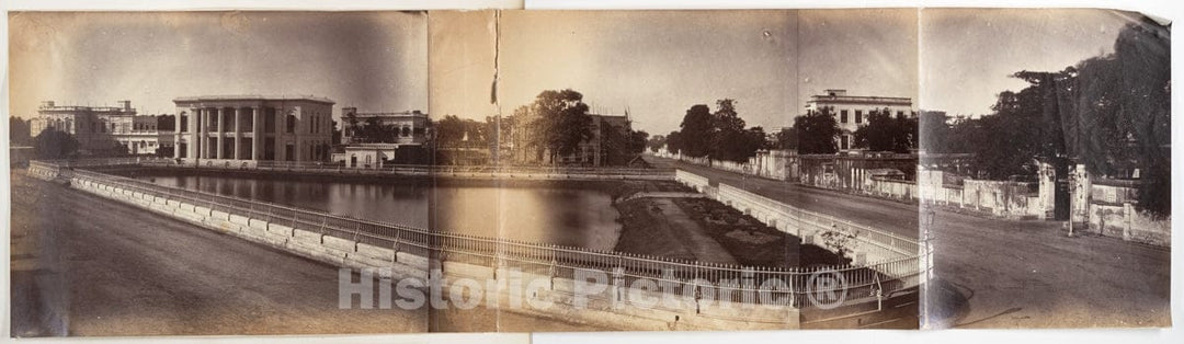 Photo Print : New Tank in Camac Street, Chowringhee, Calcutta : Vintage Wall Art
