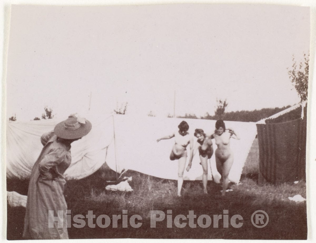 Photo Print : Adolf de Meyer - Nude Models Posing for a Painting Class 4 : Vintage Wall Art