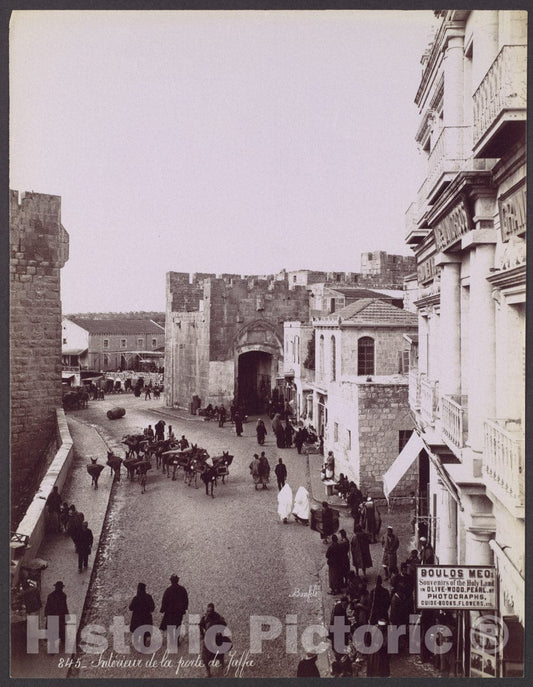 Photo Print : Félix Bonfils - Intérieur de la Porte de Jaffa : Vintage Wall Art