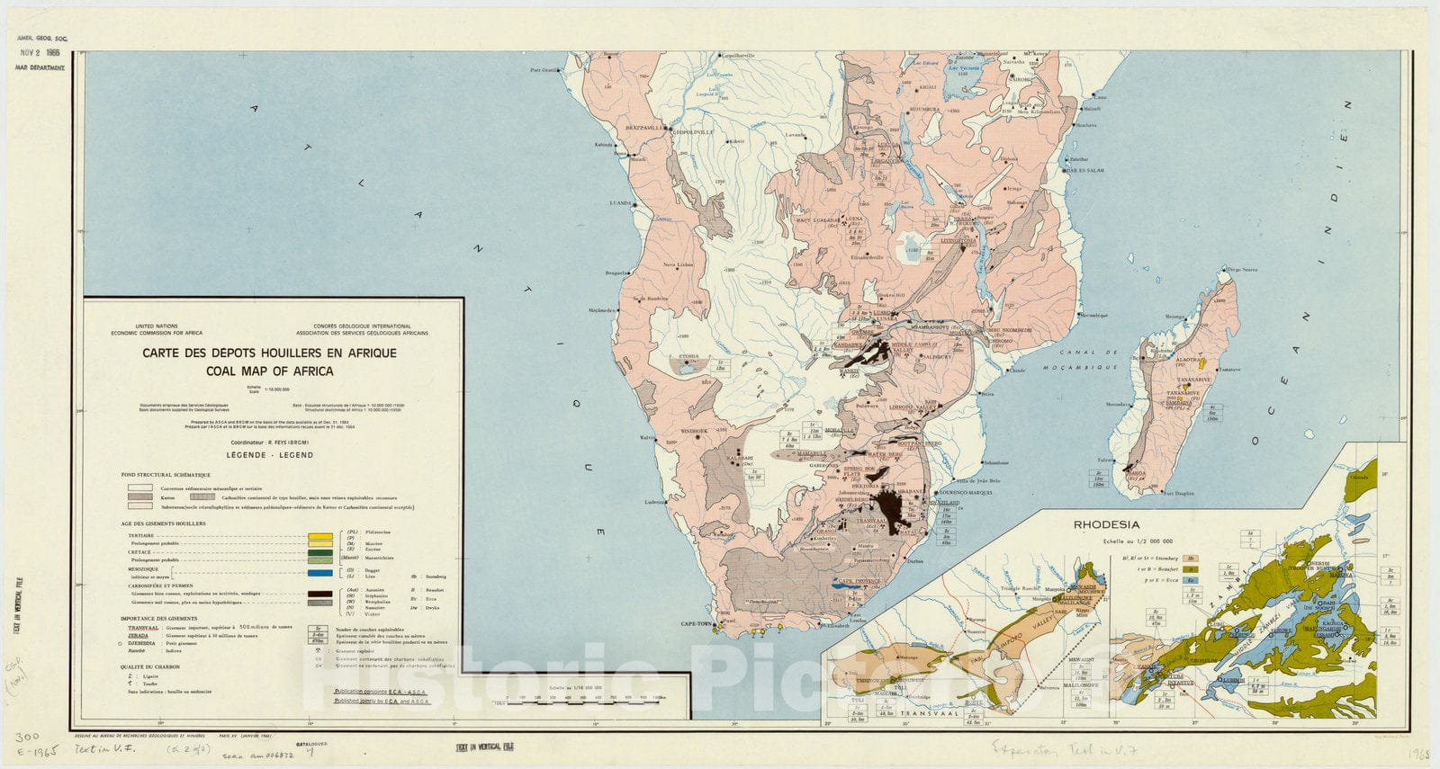 Map : Africa 1965 1, Carte des depo?ts houillers en Afrique, echelle 1, Antique Vintage Reproduction