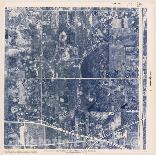 Map : Yorkville T3 N2, R21 E11 1975, [Aerial photographs of southeastern Wisconsin] , Antique Vintage Reproduction
