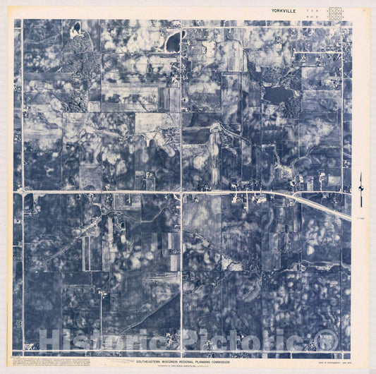 Map : Yorkville T3 N6, R21 E7 1975, [Aerial photographs of southeastern Wisconsin] , Antique Vintage Reproduction