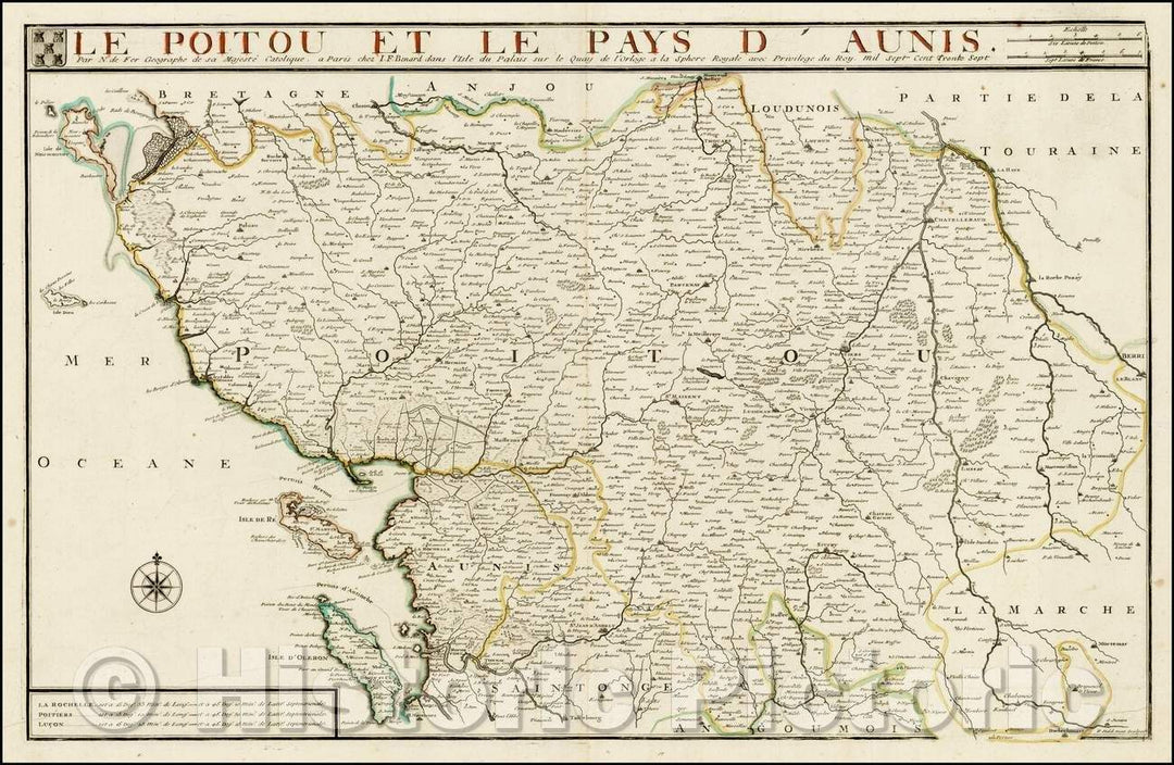 Historic Map - Le Poitou et Le Pays D'Aunis/Regional Map of France, including Isle de Re, Isle D'Oleron, and the western coastline of France, 1737 - Vintage Wall Art