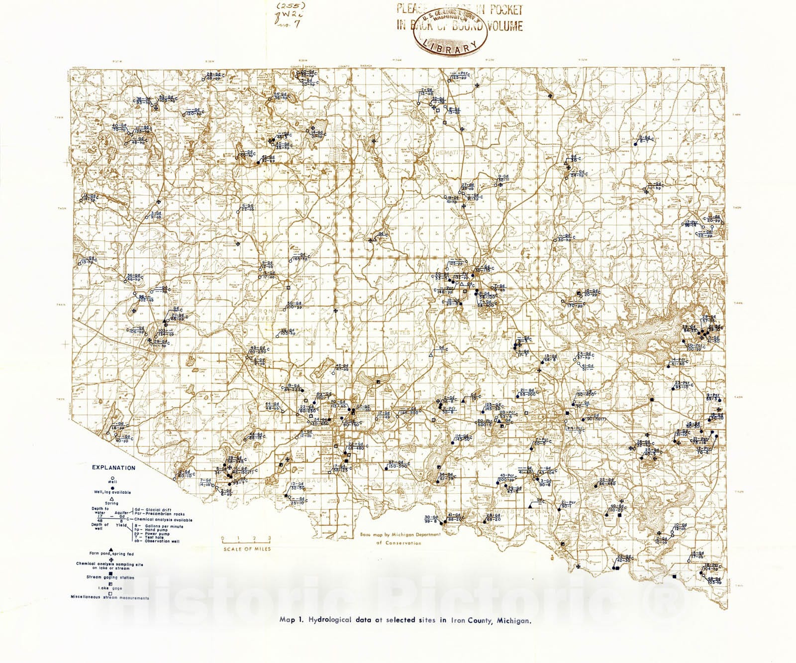 Map : Ground water in Iron County, Michigan, 1967 Cartography Wall Art :