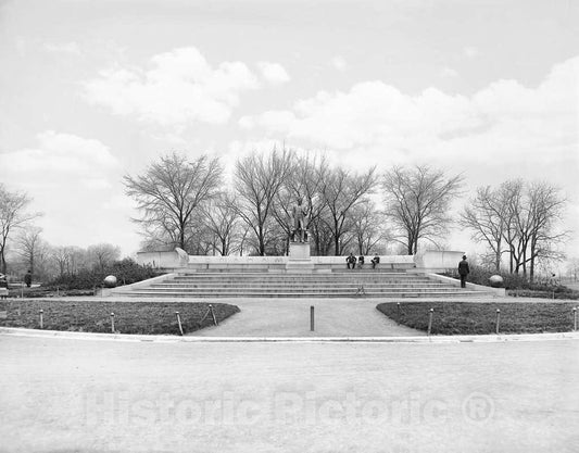 Historic Black & White Photo - Chicago, Illinois - The Standing Lincoln, c1900 -