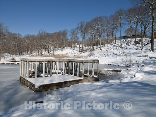 New Canaan, CT Photo - Philip Johnson's Glass House, New Canaan, Connecticut