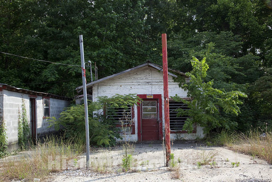 Eufaula, AL Photo - Old gas station, Eufaula, Alabama